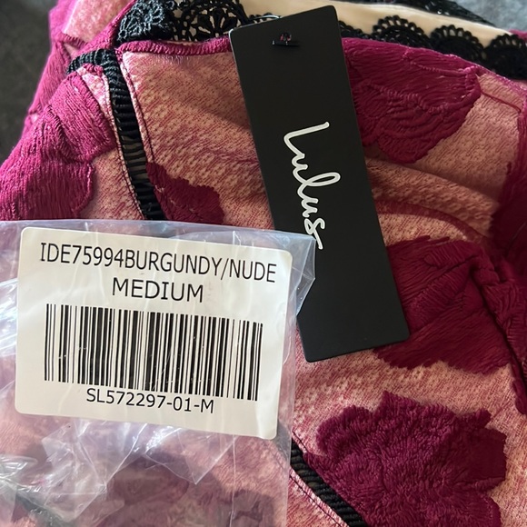 Lulus Alluring Dream Burgundy Floral Mesh Lace Trumpet Dress - Size M - Picture 5 of 6